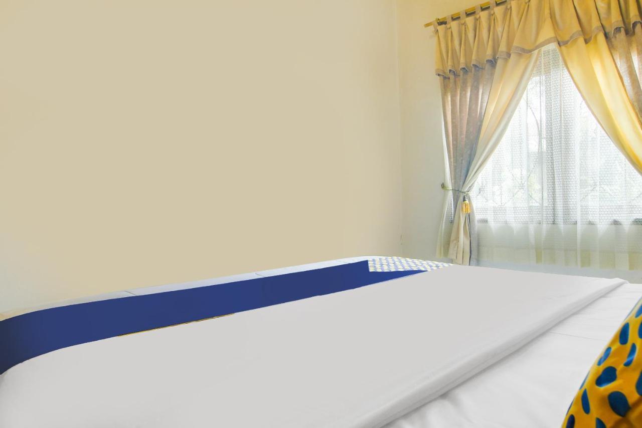 Spot On 91620 Skypiea Guest House Tasikmalaya Eksteriør bilde
